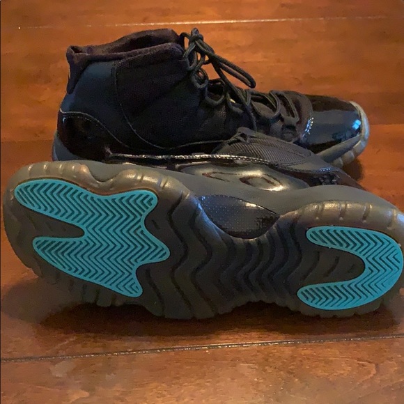 gamble blue jordans 11